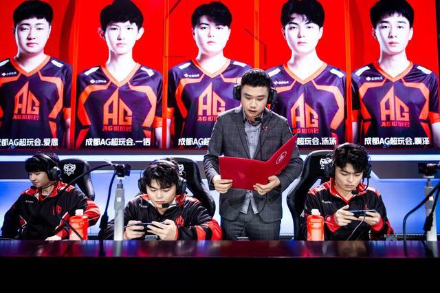 同时也凸显